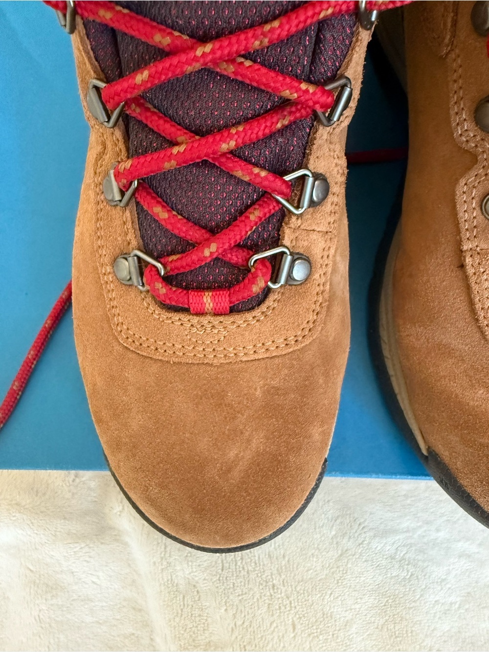 Columbia Newton Ridge Plus Waterproof Hiking Boots - Picture 3 of 10